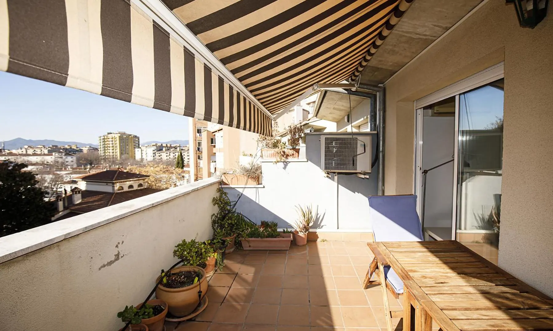 Apartamento con dos grandes terrazas Gerona